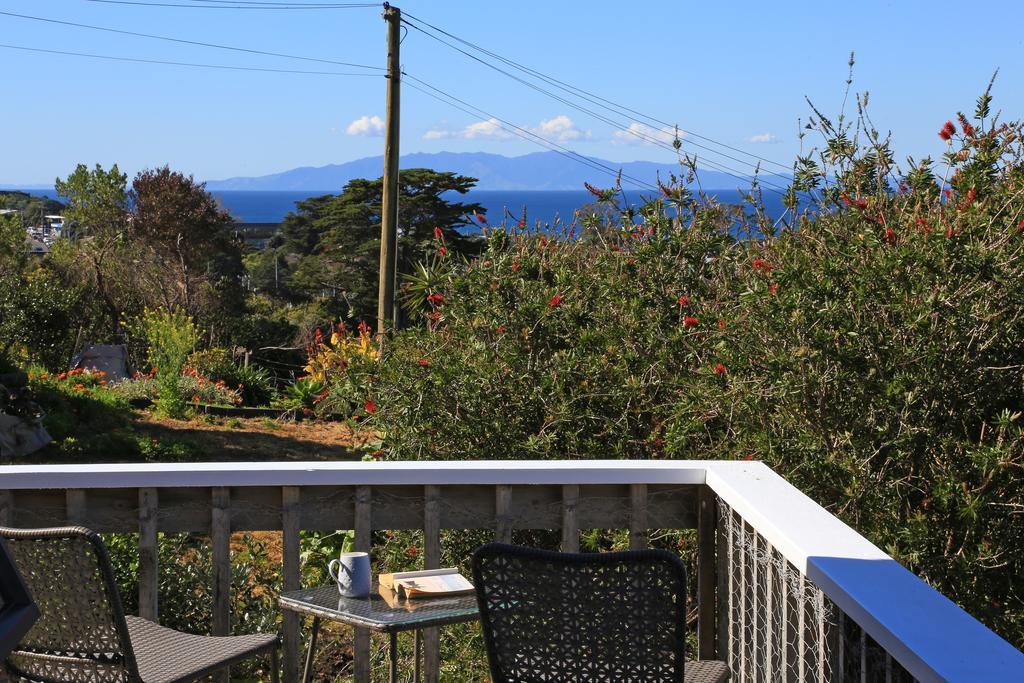 Church Bay Views - Stay Waiheke Oneroa Kültér fotó