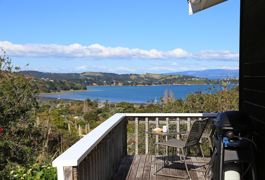 Church Bay Views - Stay Waiheke Oneroa Kültér fotó